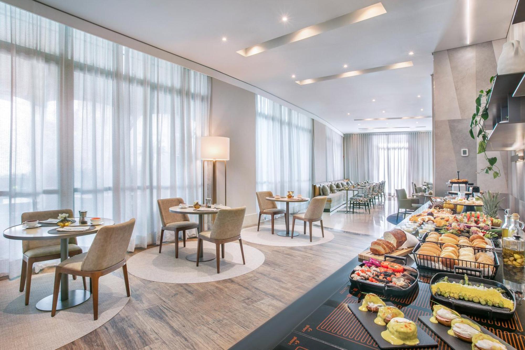 Melia Jardim Europa Hotel Sao Paulo Exterior foto The Lounge at the airport